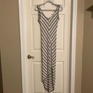 Athleta XS gray/white dress